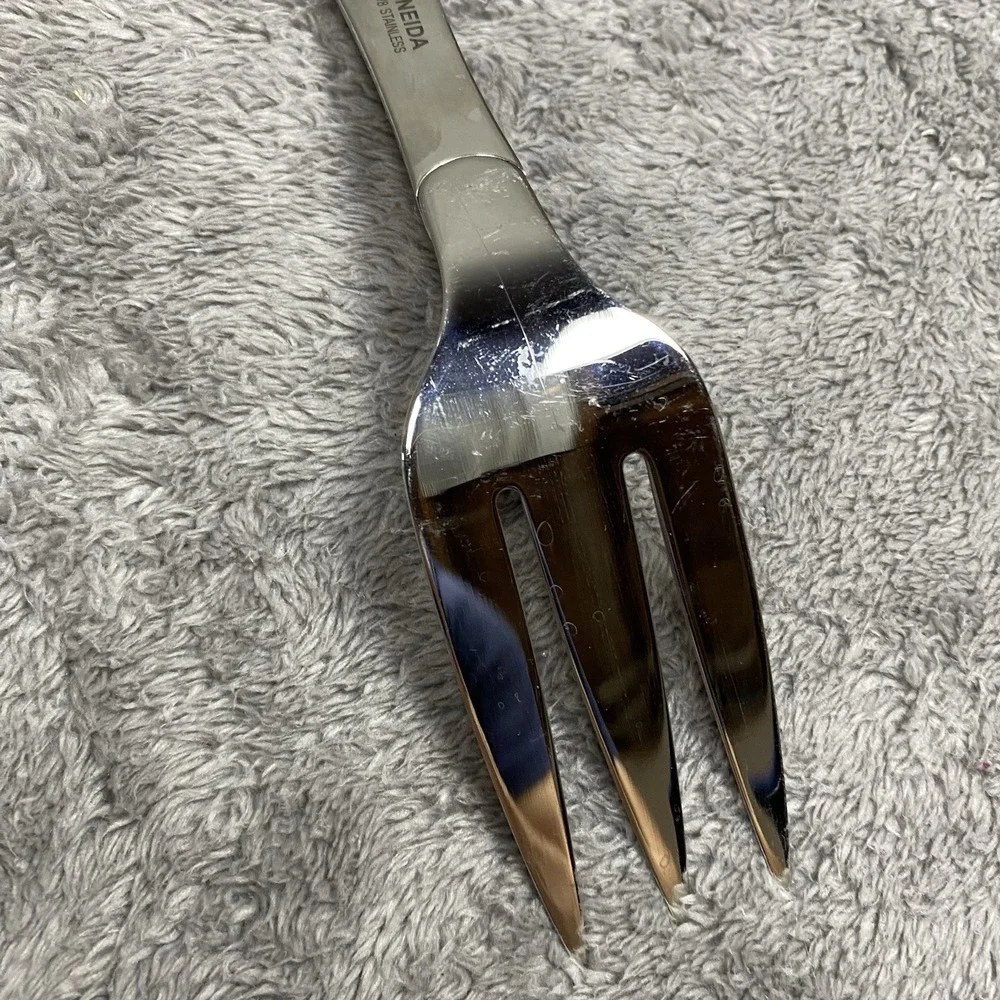 Oneida 18/8 Stainless Steel Serving Fork 10